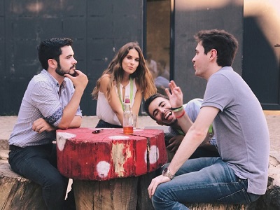 Mỗi học sinh sinh viên nên đi du học