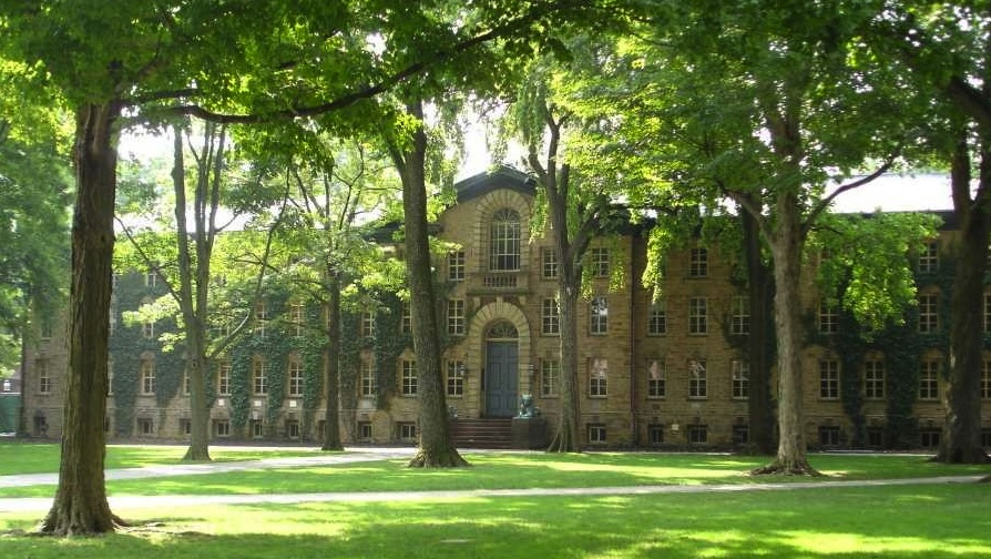 Học Bổng Trung Học Mỹ 2023 - Ben Lippen School - South Carolina, USA