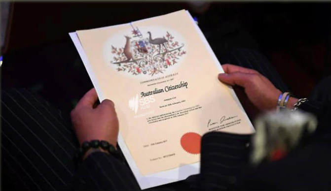 Di dân sẽ sớm ăn mừng khi dự luật quốc tịch Úc KHÔNG được thông qua