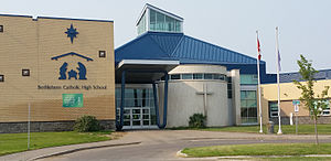 Trường Trung Học Bethlehem Catholic High School - Saskatchewan, Canada