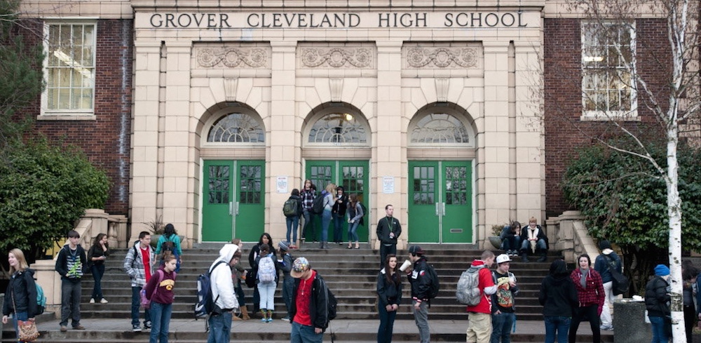 California - Trường Trung Học Công Lập Cleverland High School - USA