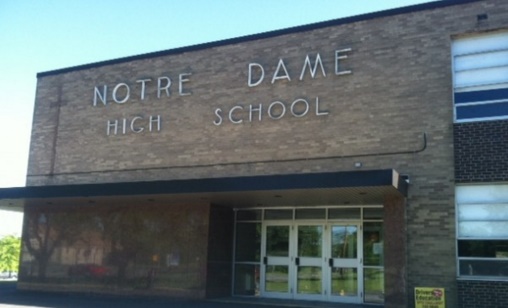 Trường Trung Học Ngoại Trú Notre Dame High School Junior Senior - Ohio, USA