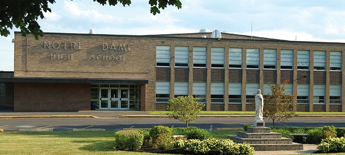 New York - Trường Trung Học Ngoại Trú Notre Dame Jr./Sr. High School - USA