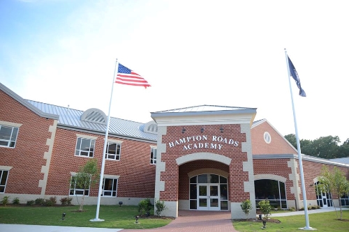 Virginia - Trường Trung Học Hampton Roads Academy – USA